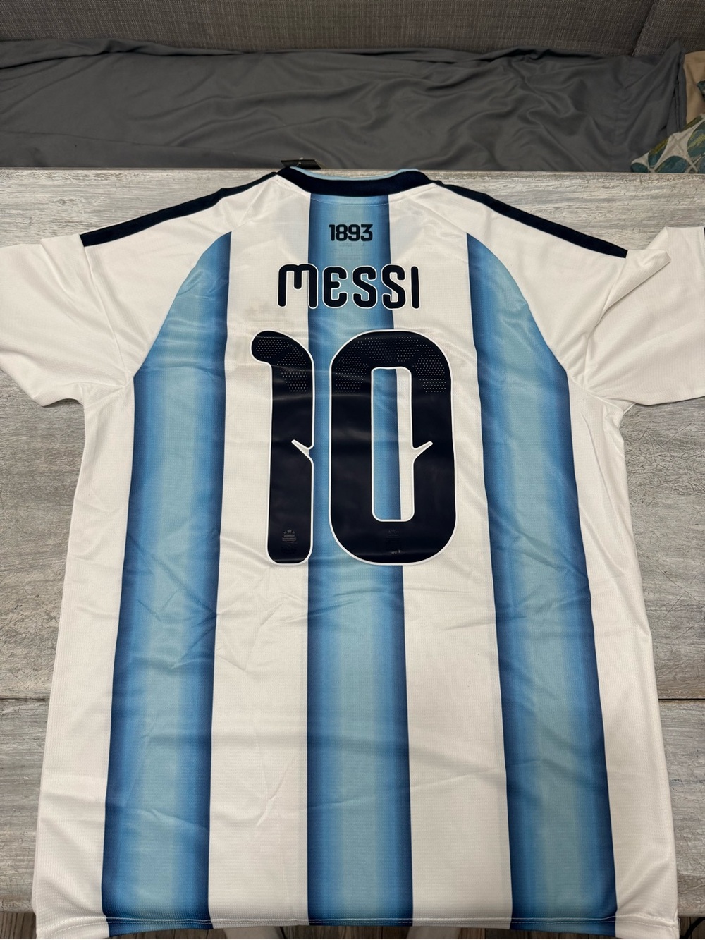 adidas Argentina Messi #10 World Cup 2026 Home Jersey - Picture 2 of 3